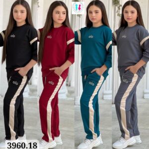 536279902_122152599002769538_4348994913752880974_n Ensemble fille 8-16 ans