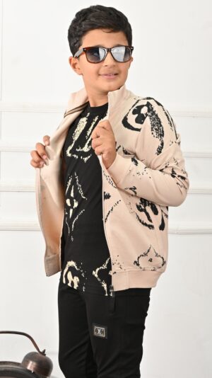 547362859_122156333102769538_1471257224404880369_n Survette garçon 8-18 ans